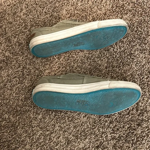 Blowfish Green Slip on Sneakers - Picture 4 of 4